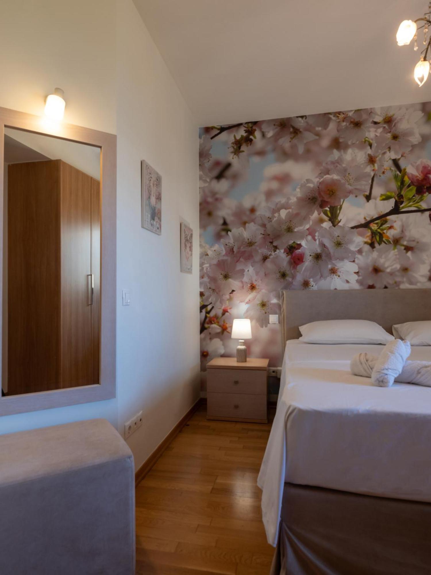 Onyx City Center Apartment With Parking Iráklio Kültér fotó